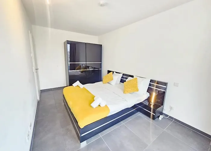 アパート Stylish Penthouse Retreat With Terrace & Parking